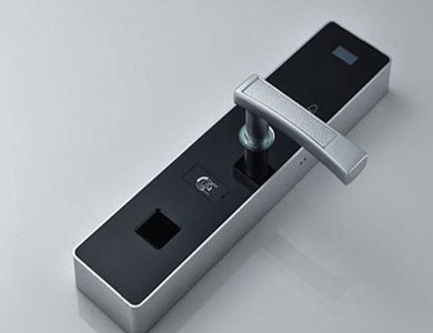 麒麟24小时上门开锁公司